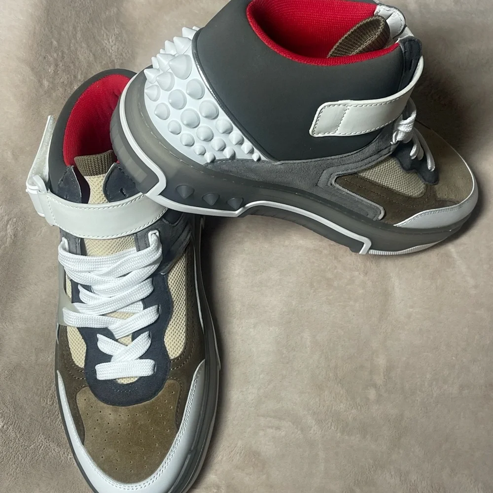 Christian Louboutin ASTROLOUBI MID FLAT Gray and White High-Top Sneakers - Picture 9 of 10